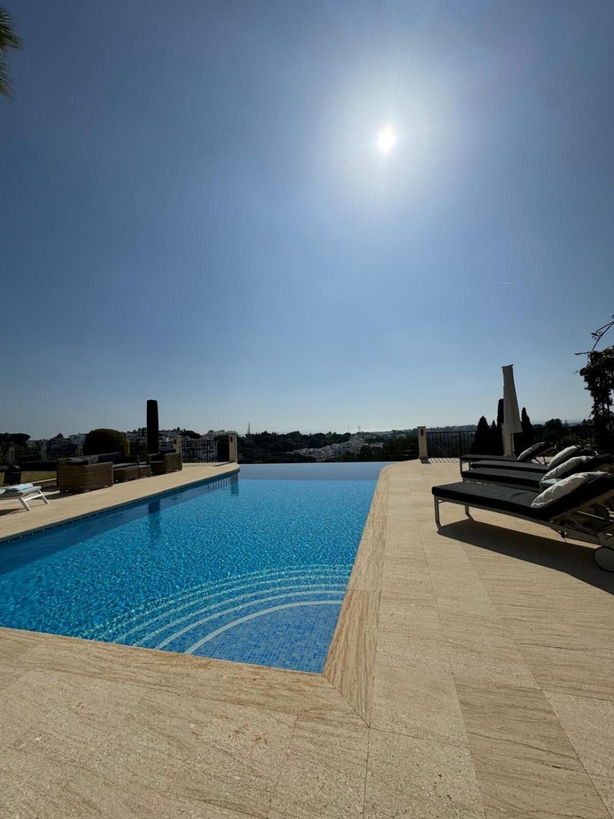 El Herrojo Luxe Retreat By Host Lovers Benahavis Bagian luar foto
