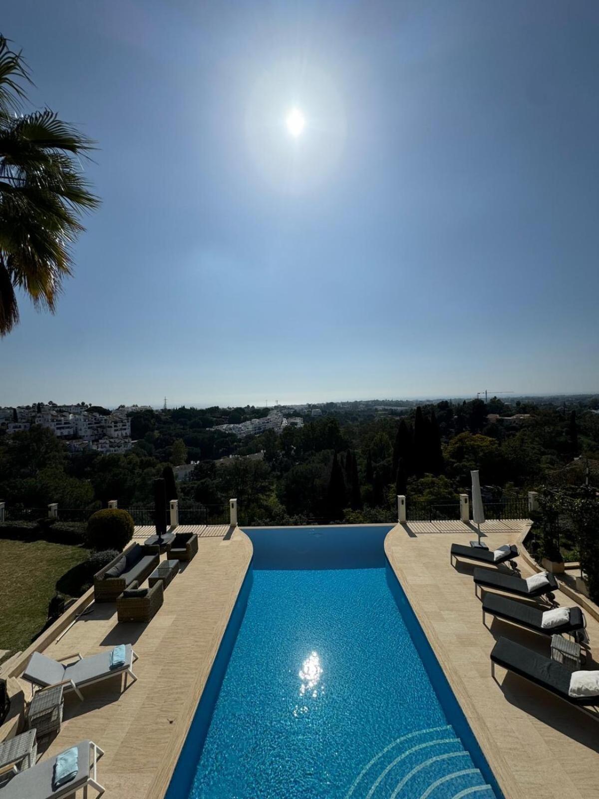 El Herrojo Luxe Retreat By Host Lovers Benahavis Bagian luar foto